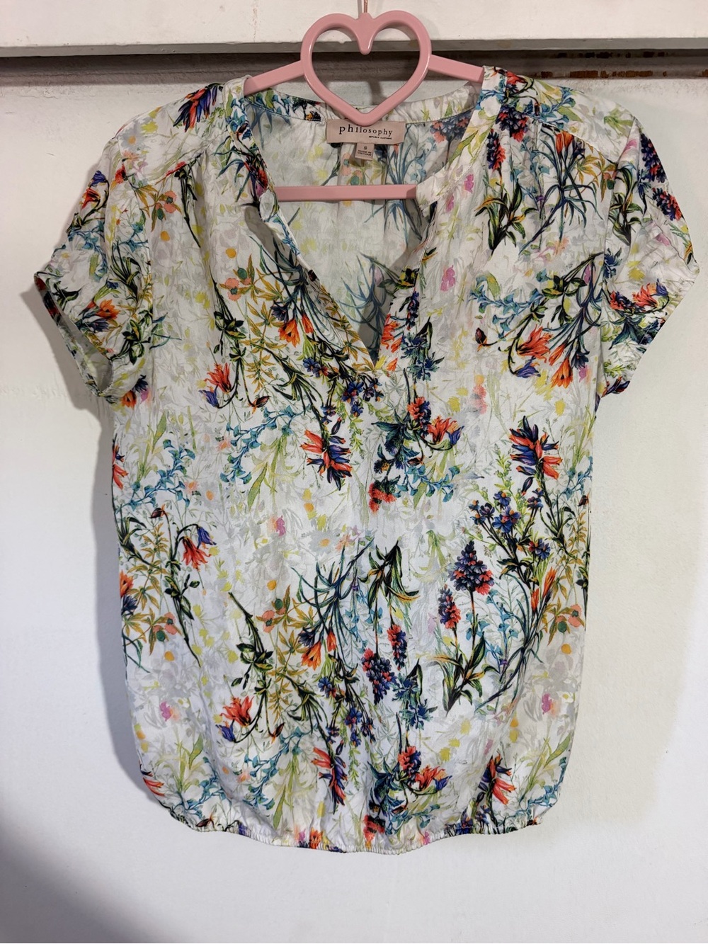 Philosophy White Floral Short Sleeve V-Neck Blouse
